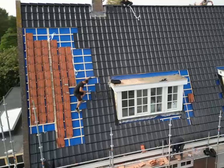 Dakrenovatie in Vinkeveen door Koning Dakwerk